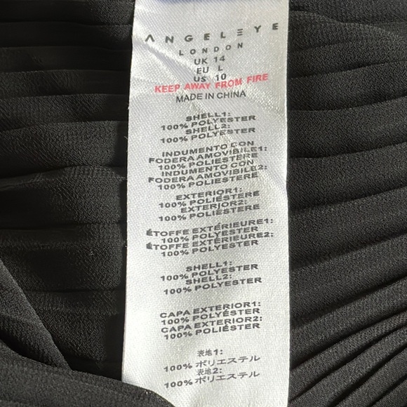 Black Open Cardigan with Pleated Back - Picture 10 of 10